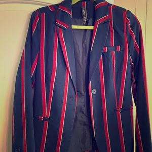 Blazer, similarly worn by Leighton Meester